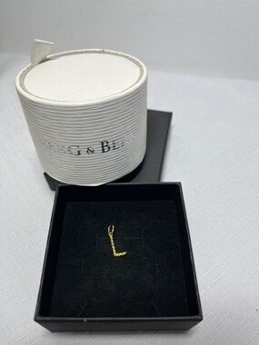 Hillberg & Berk Gold Twisted Letter L Charm Pendant. New. Perfect Gift!